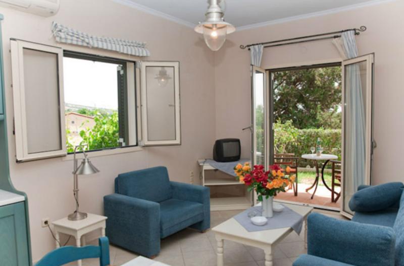Liocharis Apartments Lourdata  Luaran gambar