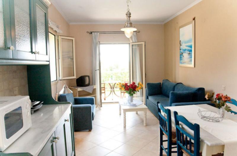 Liocharis Apartments Lourdata  Luaran gambar